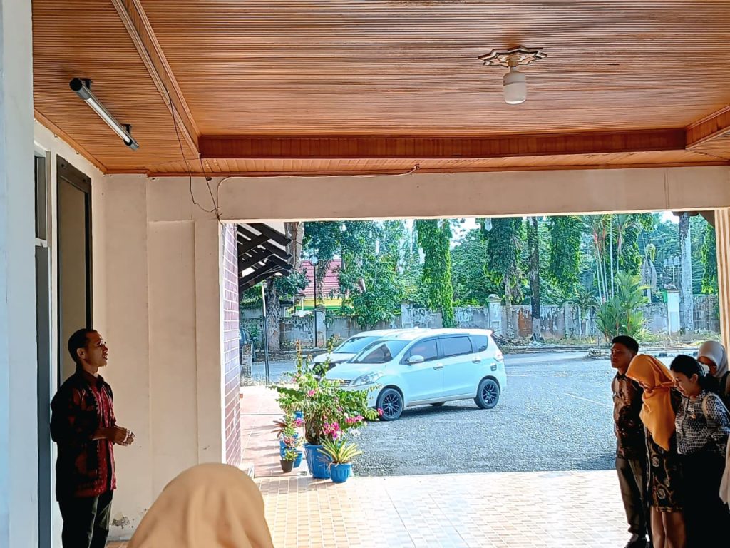 Pimpin Apel Sore, Kabid PLIKP Diskominfo Merangin Ajak Pegawai Sambut Ramadan dengan Gembira.