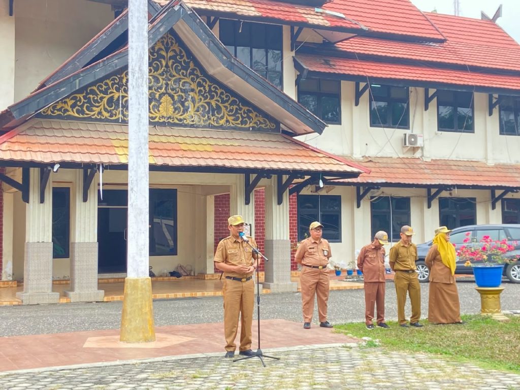 Akhoi Kadis Kominfo Merangin Tekankan Kinerja Maksimal dan Kedisiplinan